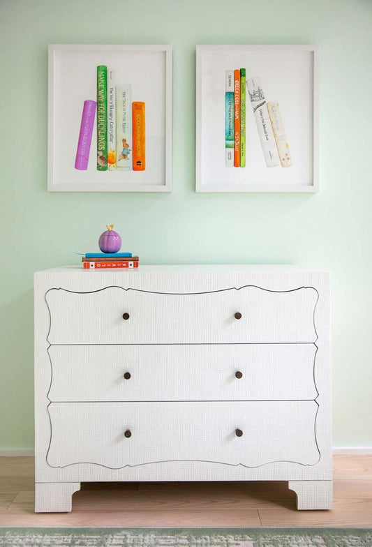 A LITTLE GIRL'S BOOKSHELF